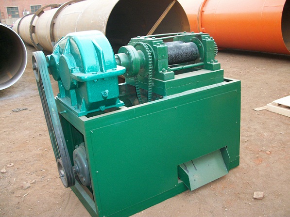 對(duì)輥造粒機(jī) 對(duì)輥造粒機(jī)